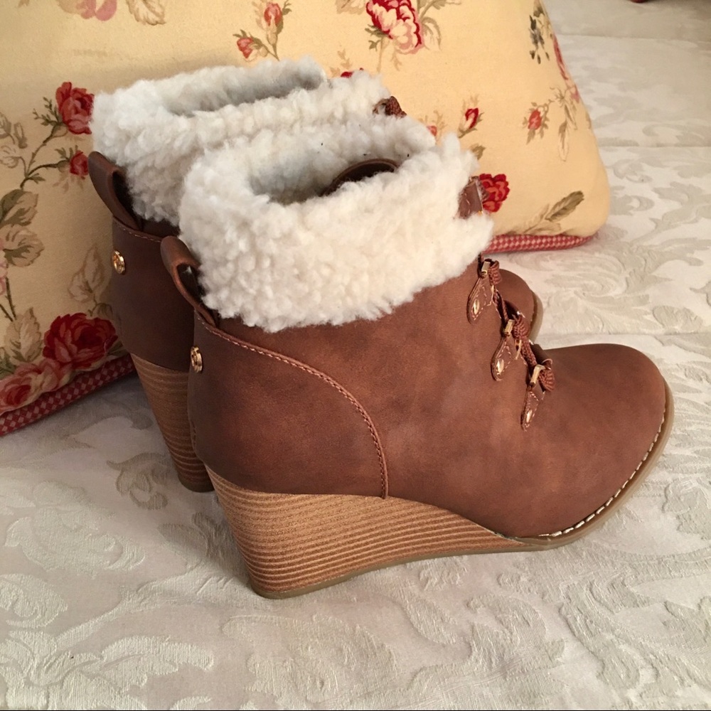 Nautica NEW!!! Awesome!!! GALVA Wedge Boots - Picture 5 of 11
